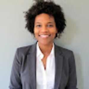 Meet your Posher, Tia